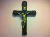 Prodám celodřevěný kříž s Ježíšem, nápis INRI, velikost kříže 100x65 cm, tělo Ježíše 43x37 cm. Velmi pěkný.