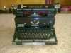 Prodám plně funkční psací stroj Hermes.Vyrobený cca 30-40.léta 20století.Cenu nabídněte.