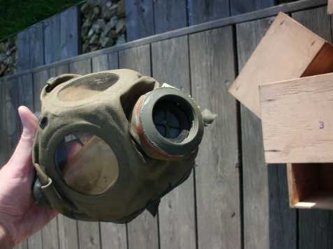 Prodám plynové masky Luftschutz