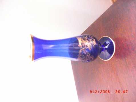 starožitna modra vaza